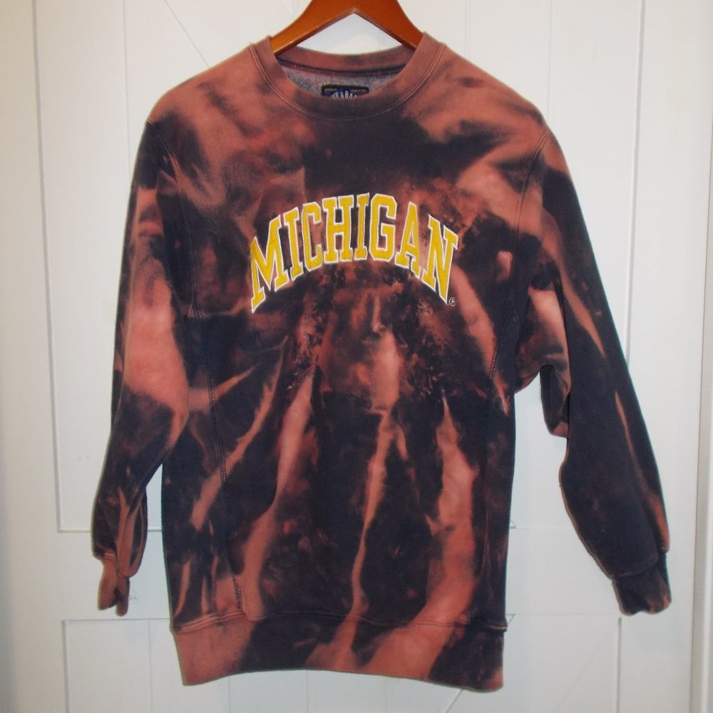 Custom Hand Bleached Michigan Crew Neck Sweatshirt Size M‎ Steve & Barry's